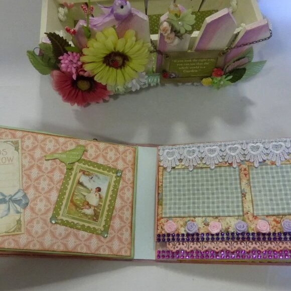 Graphic 45 "SECRET GARDEN" handmade mini album with a box - Picture 9 of 12